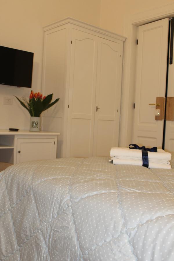 B&B Palazzo Rochira กาสเตลลาเนตา ภายนอก รูปภาพ