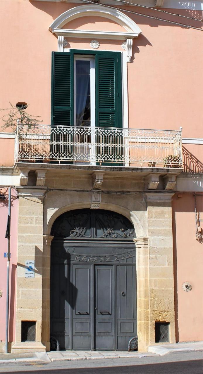 B&B Palazzo Rochira กาสเตลลาเนตา ภายนอก รูปภาพ
